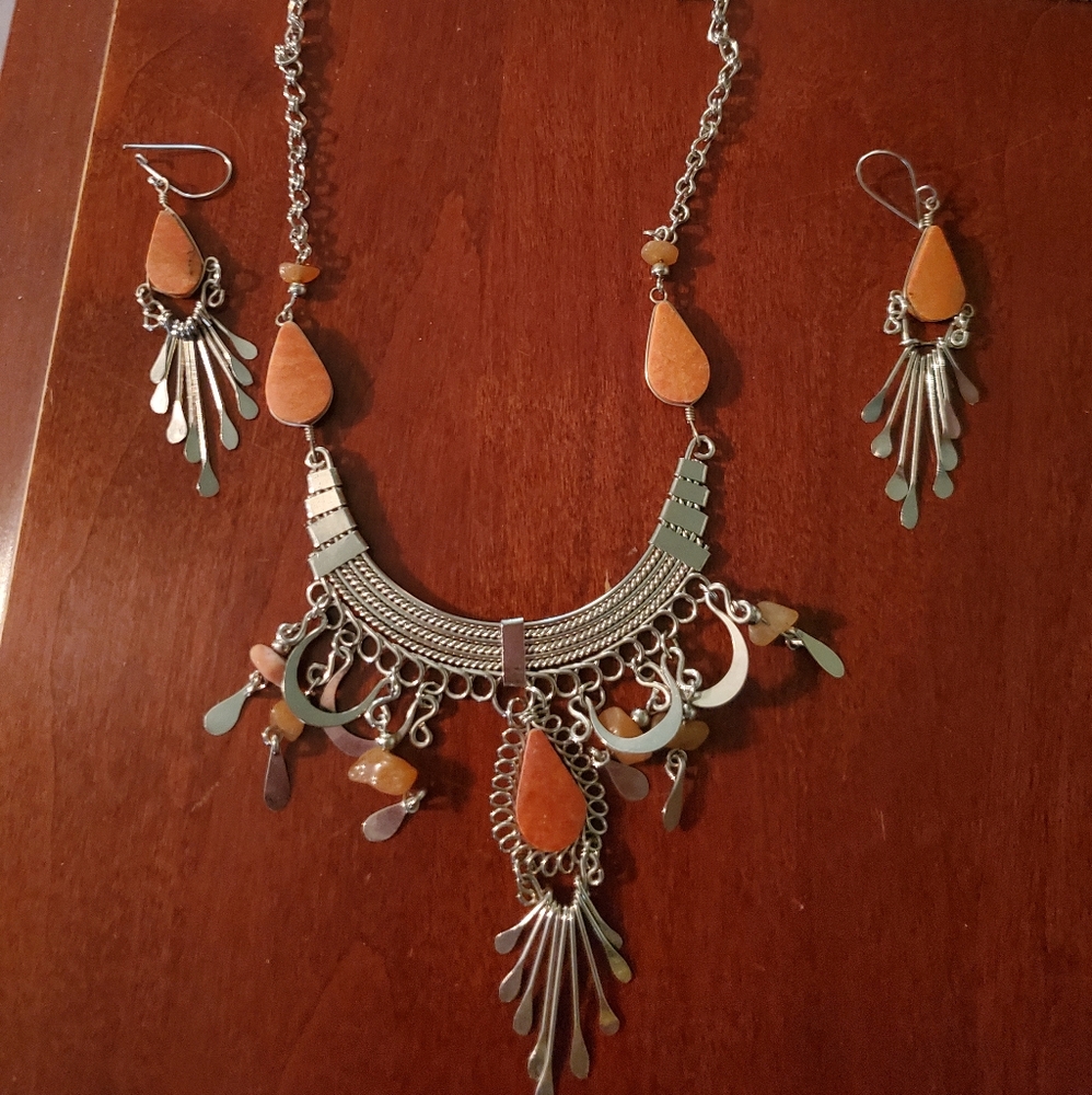 Necklace and earrings set
